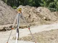 Ile kosztuje podział domu przez geodetę? Uniknij ukrytych opłat!