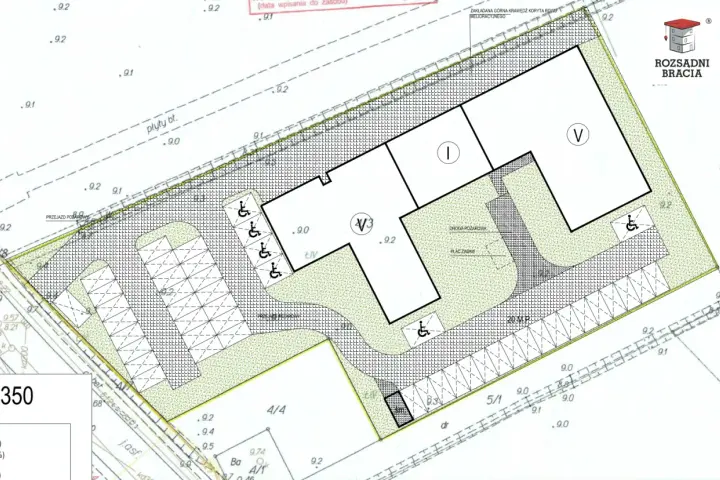 Projekt zagospodarowania terenu dla domów wielorodzinnych z parkingiem, placem zabaw i drogą pożarową.