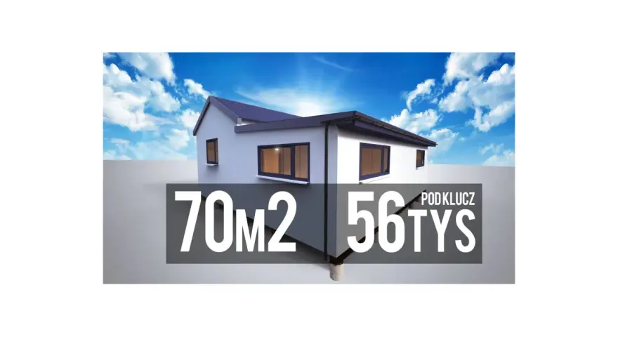 Koszt budowy domu 70m2 pod klucz to 56 tysięcy. Nowoczesny, biały dom z ciemnym dachem i oknami, na tle błękitnego nieba z chmurami.